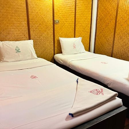 צ'יאנג מאי Collection O Khu Mueang Near Tha Phae Gate Formerly Lai Thai Guesthouse מראה חיצוני תמונה
