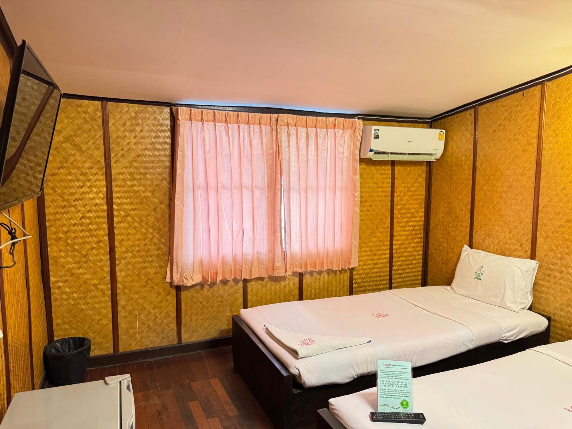 צ'יאנג מאי Collection O Khu Mueang Near Tha Phae Gate Formerly Lai Thai Guesthouse מראה חיצוני תמונה