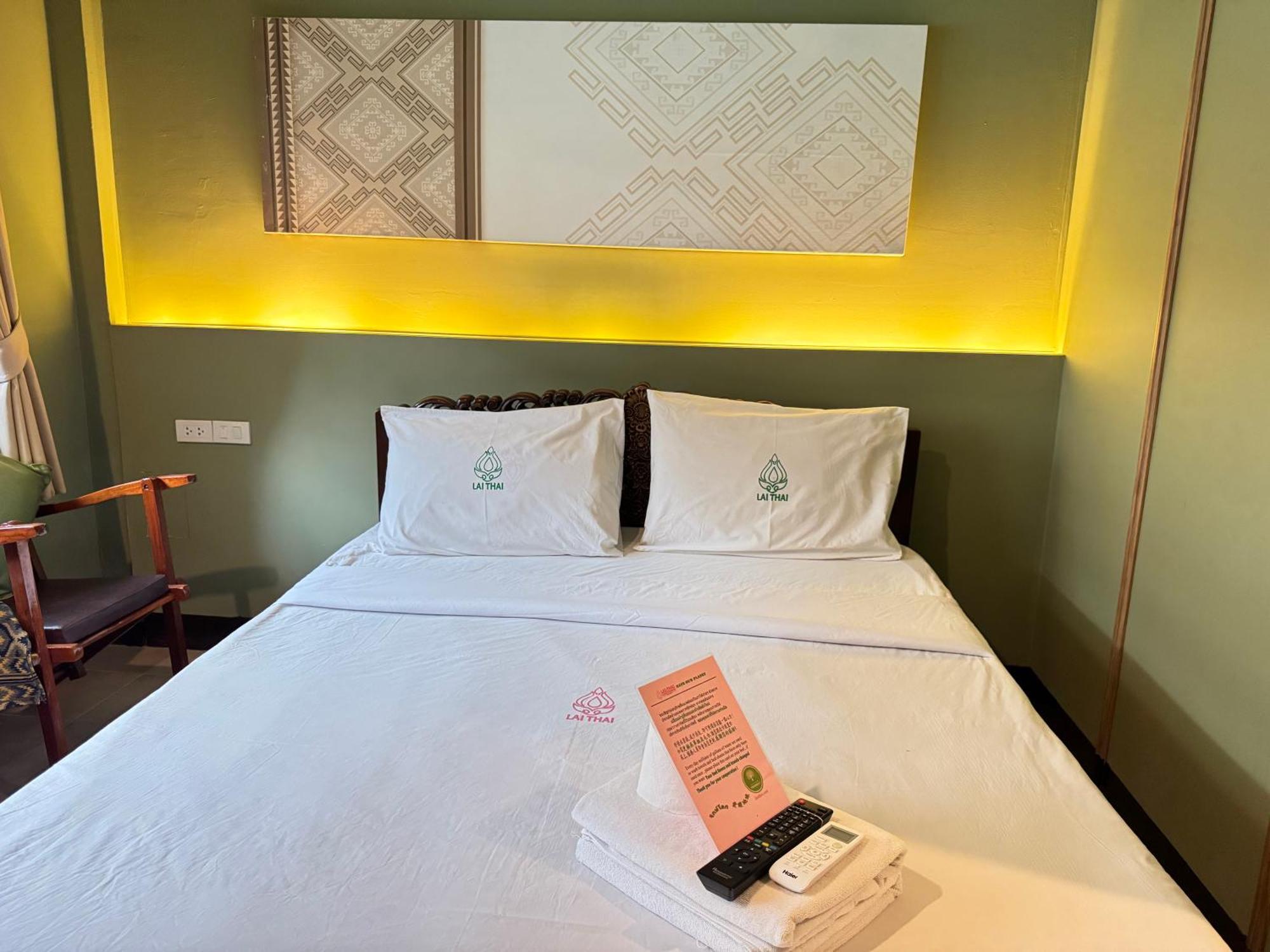 צ'יאנג מאי Collection O Khu Mueang Near Tha Phae Gate Formerly Lai Thai Guesthouse מראה חיצוני תמונה