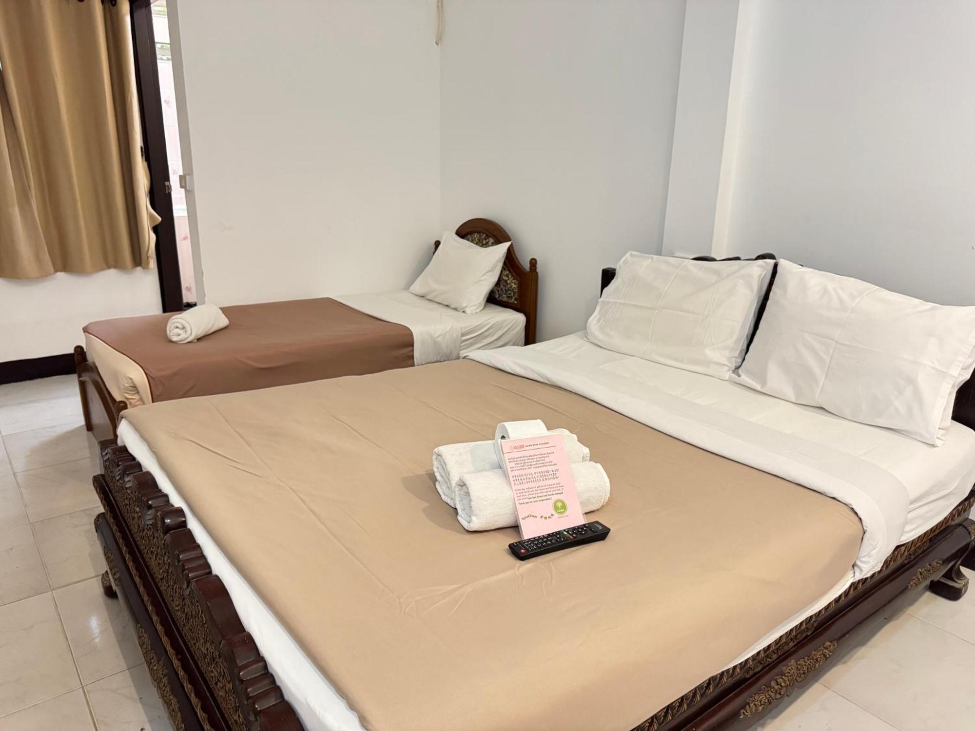 צ'יאנג מאי Collection O Khu Mueang Near Tha Phae Gate Formerly Lai Thai Guesthouse מראה חיצוני תמונה
