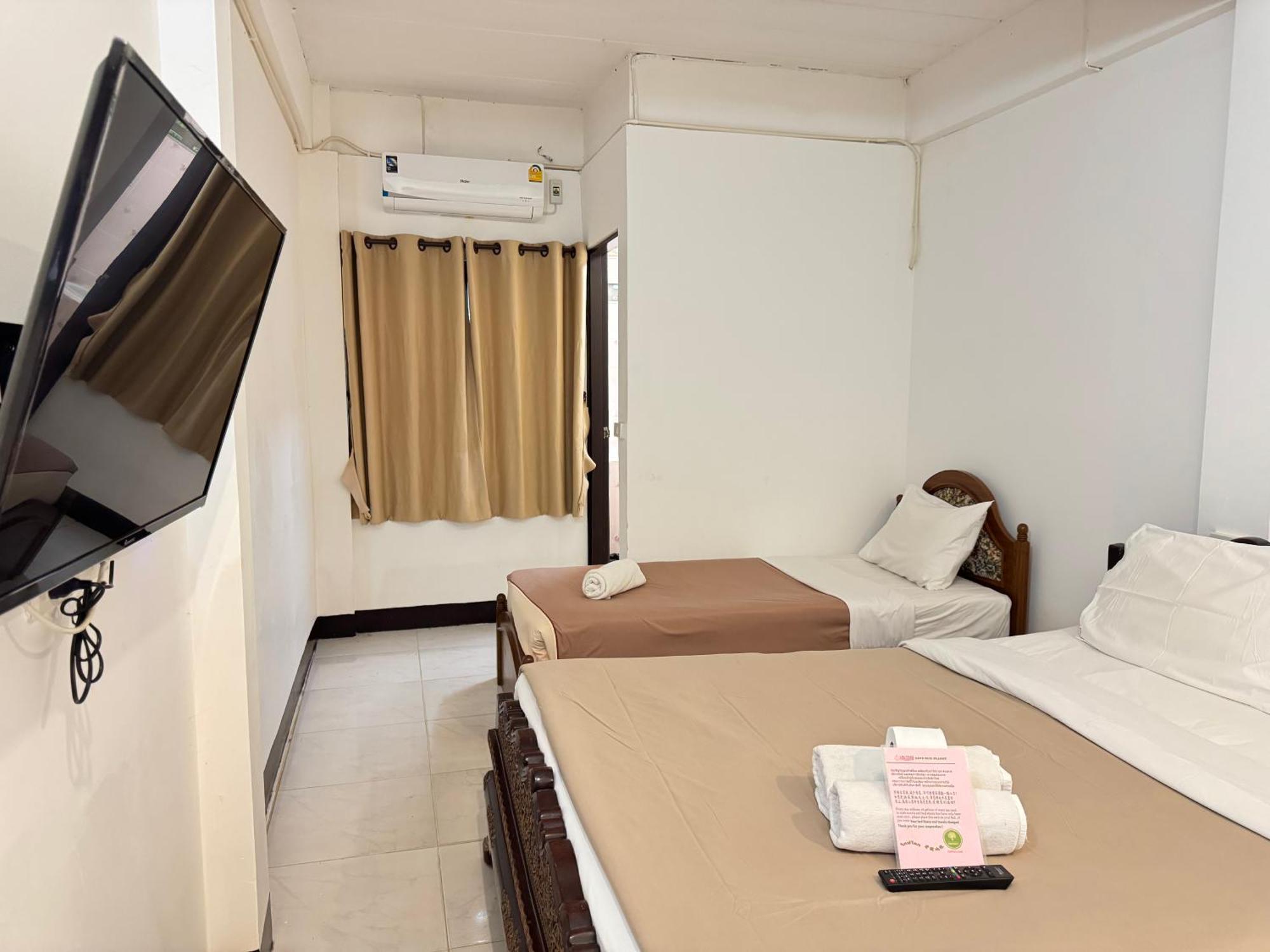 צ'יאנג מאי Collection O Khu Mueang Near Tha Phae Gate Formerly Lai Thai Guesthouse מראה חיצוני תמונה