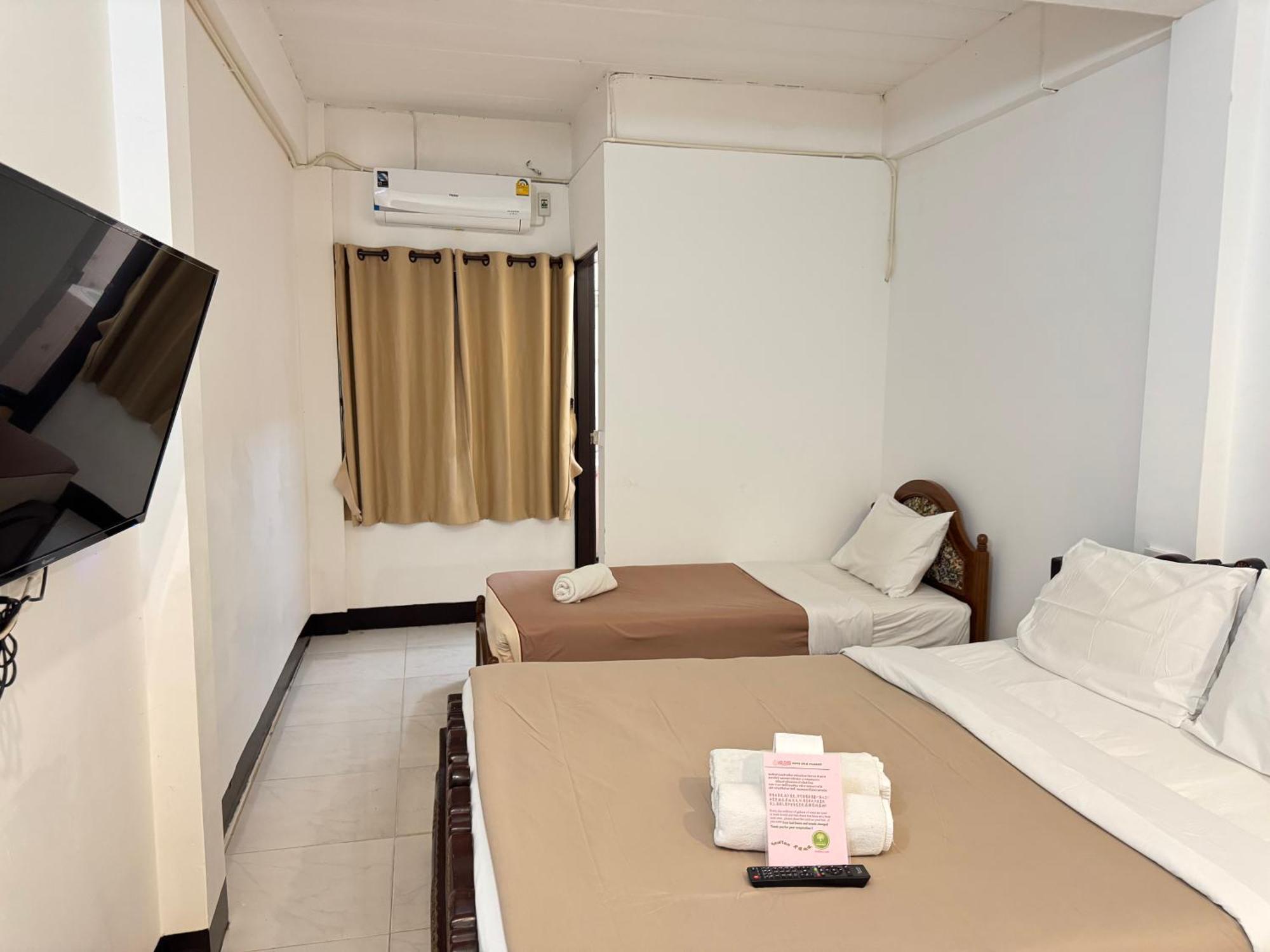 צ'יאנג מאי Collection O Khu Mueang Near Tha Phae Gate Formerly Lai Thai Guesthouse מראה חיצוני תמונה