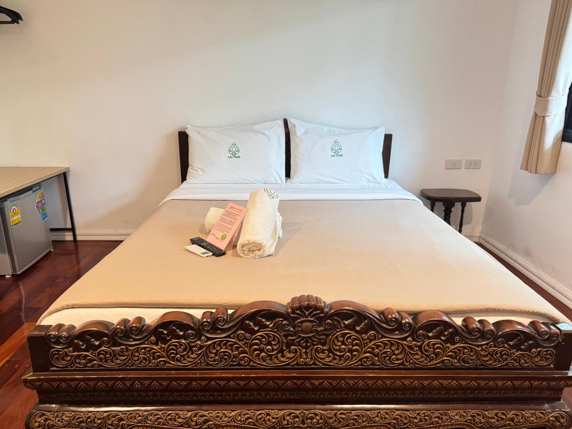 צ'יאנג מאי Collection O Khu Mueang Near Tha Phae Gate Formerly Lai Thai Guesthouse מראה חיצוני תמונה
