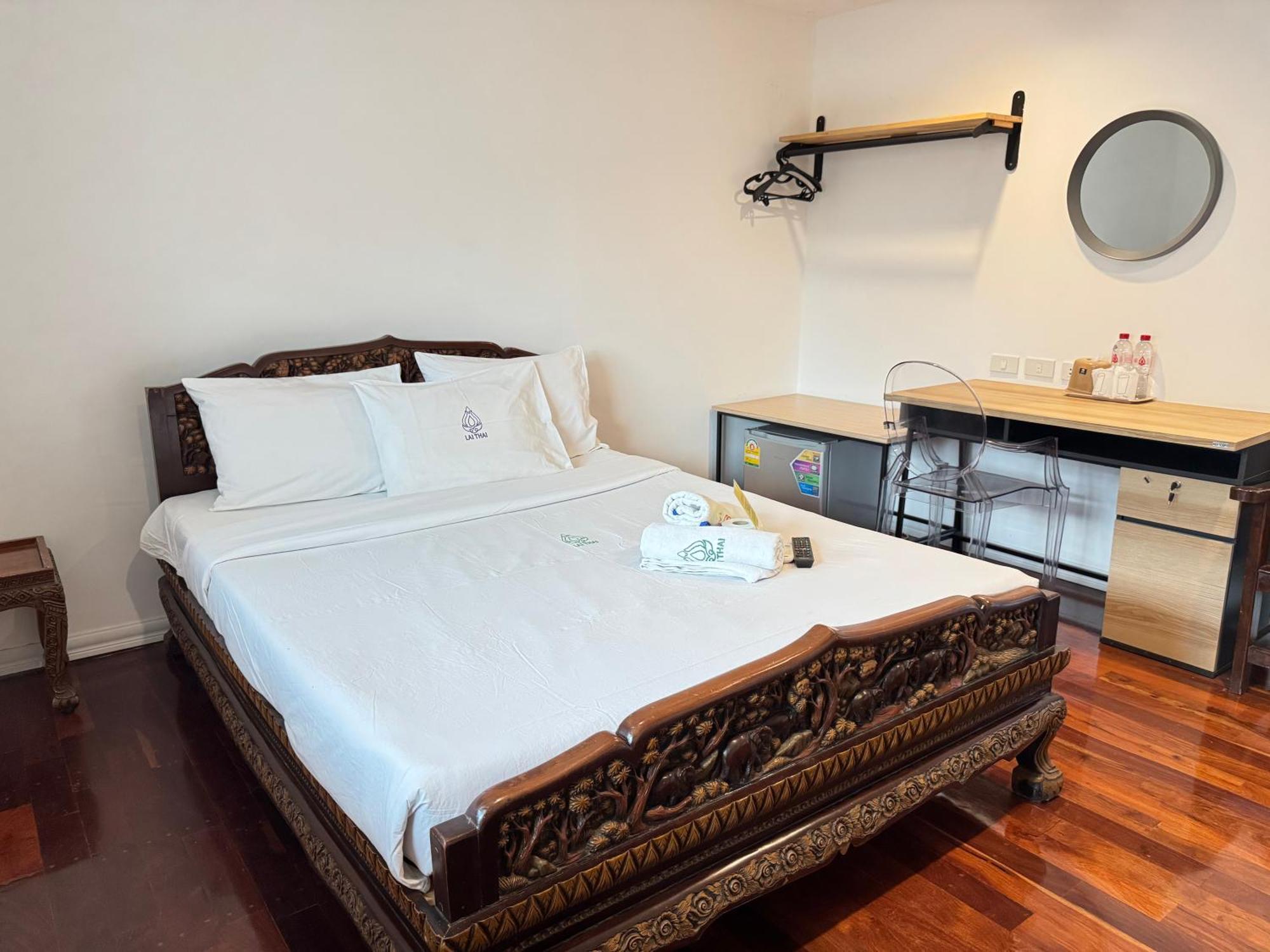 צ'יאנג מאי Collection O Khu Mueang Near Tha Phae Gate Formerly Lai Thai Guesthouse מראה חיצוני תמונה