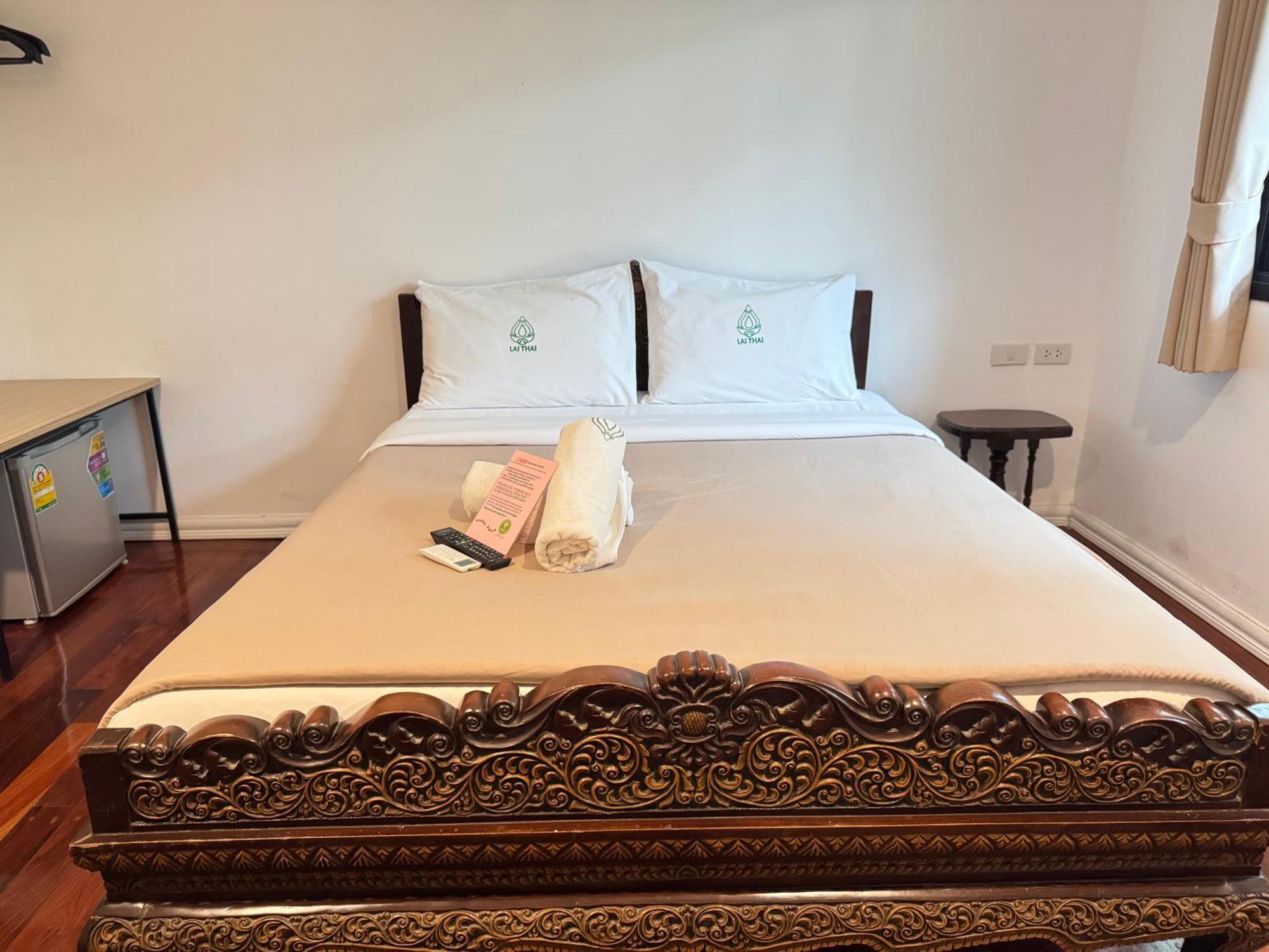 צ'יאנג מאי Collection O Khu Mueang Near Tha Phae Gate Formerly Lai Thai Guesthouse מראה חיצוני תמונה