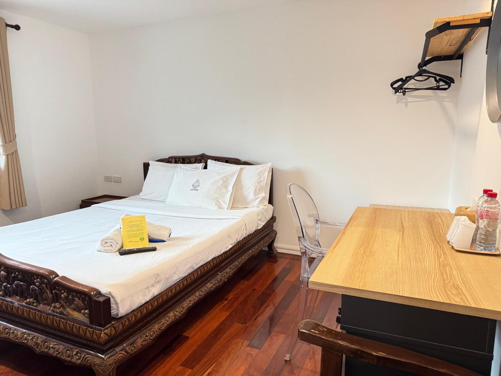 צ'יאנג מאי Collection O Khu Mueang Near Tha Phae Gate Formerly Lai Thai Guesthouse מראה חיצוני תמונה