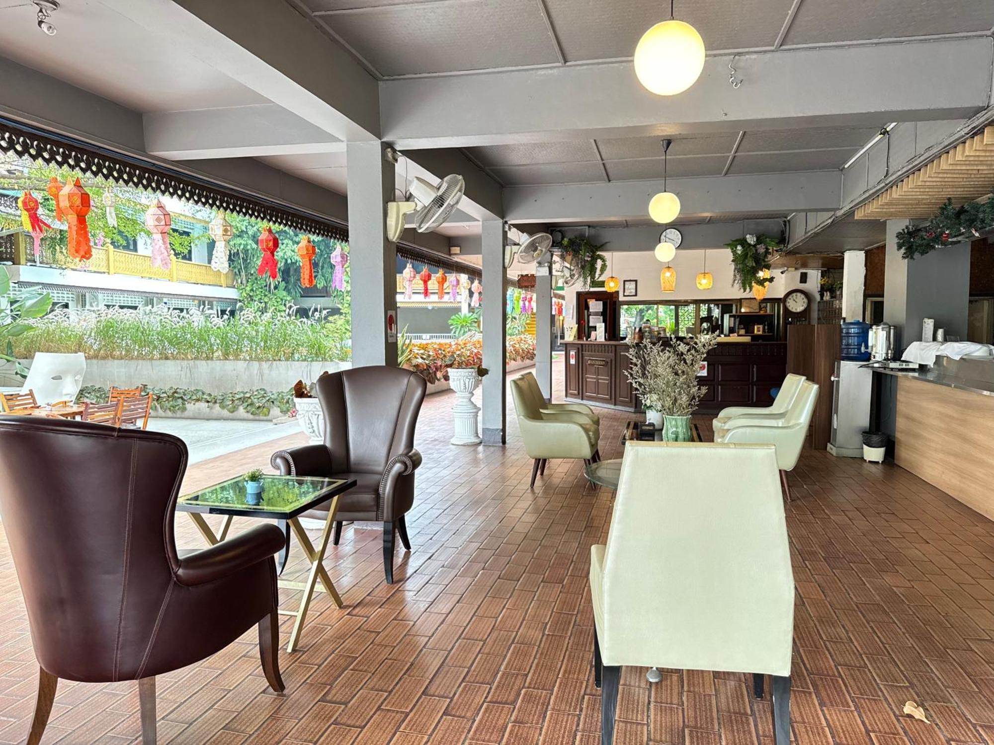 צ'יאנג מאי Collection O Khu Mueang Near Tha Phae Gate Formerly Lai Thai Guesthouse מראה חיצוני תמונה