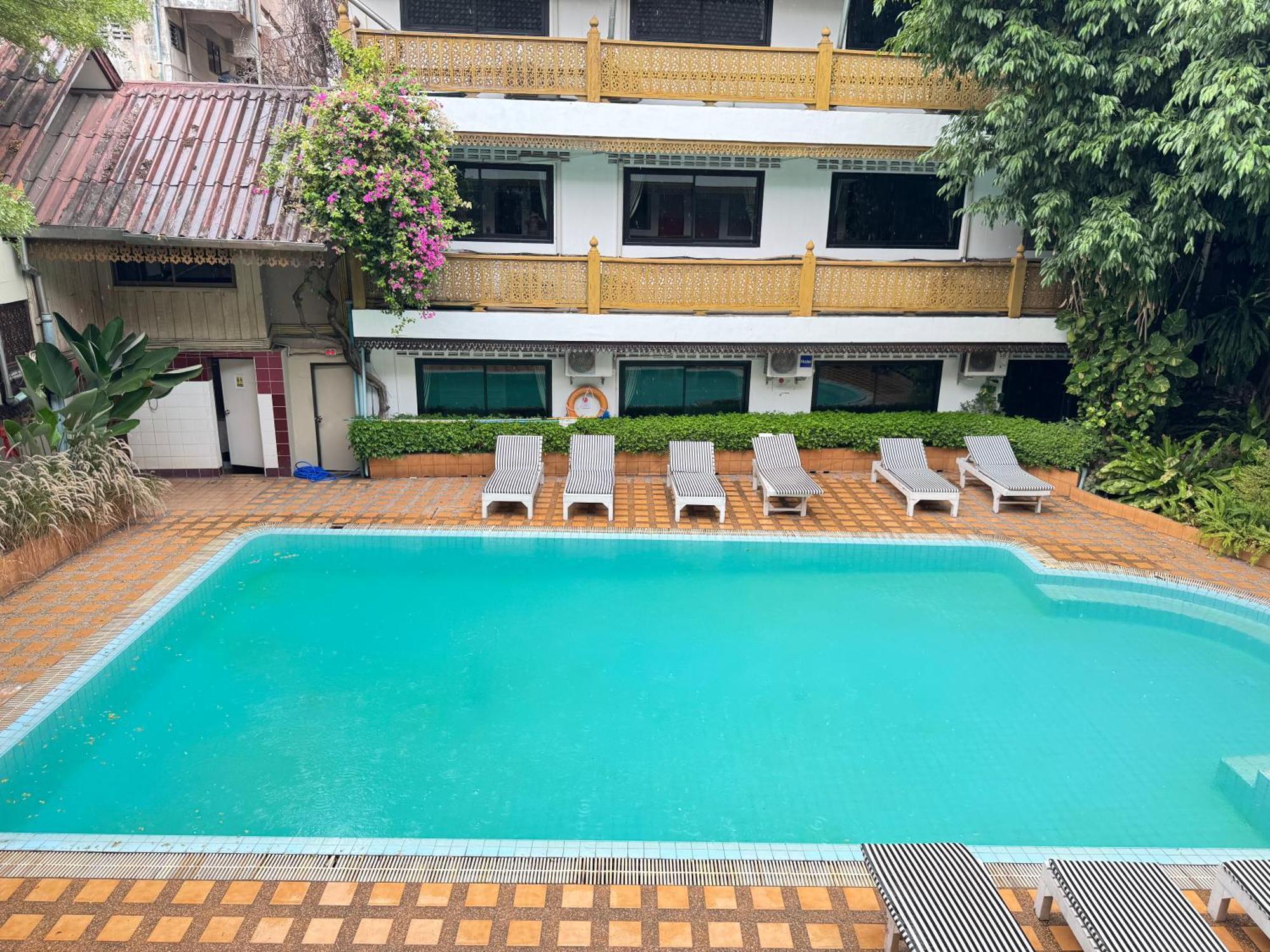 צ'יאנג מאי Collection O Khu Mueang Near Tha Phae Gate Formerly Lai Thai Guesthouse מראה חיצוני תמונה